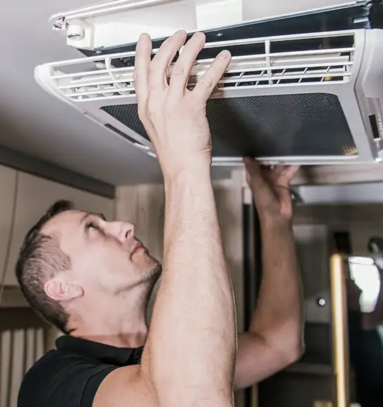  Professional Licensed And Insured Cleaners in Panama City, FL